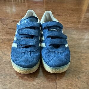 Adidas shoes toddler size 13